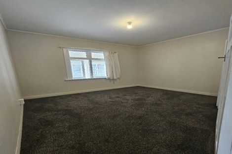 Photo of property in 143 Rongotai Road, Kilbirnie, Wellington, 6022