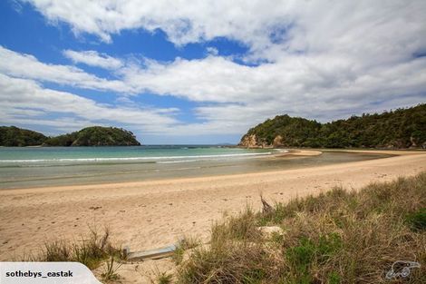 Photo of property in 27 Waetford Road, Matapouri, Whangarei, 0173