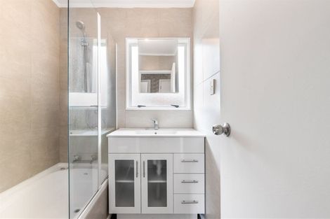 Photo of property in 1/25 Karepo Crescent, Ranui, Auckland, 0612