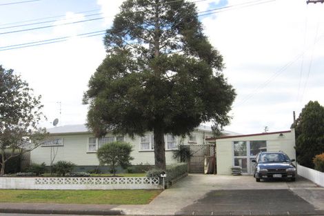 Photo of property in 2 Busing Avenue, Papakura, 2110
