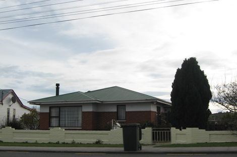 Photo of property in 17 Essex Street, Balclutha, 9230