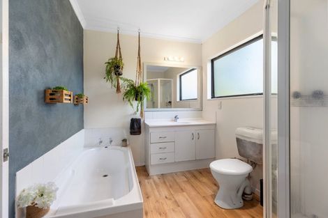 Photo of property in 98 Bell Street, Judea, Tauranga, 3110