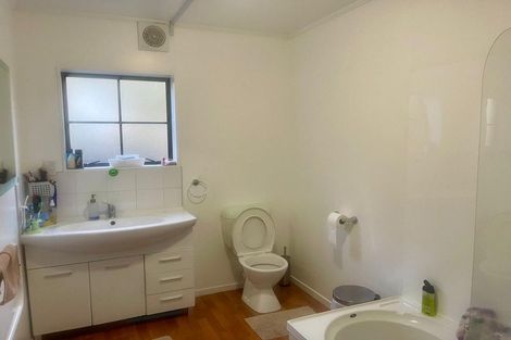 Photo of property in 2 Exler Place, Avondale, Auckland, 0600