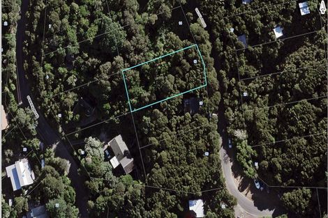 Photo of property in 16 Okoka Road, Omiha, Waiheke Island, 1081