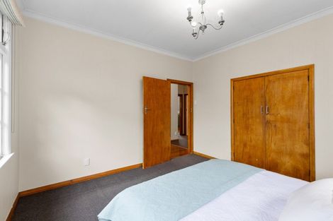 Photo of property in 16 Ihle Street, Terrace End, Palmerston North, 4410