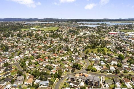 Photo of property in 3 Poutini Place, Manurewa, Auckland, 2102