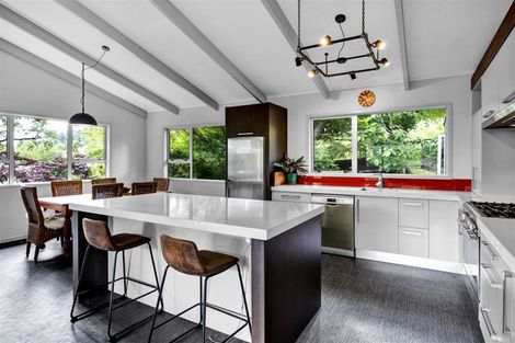 Photo of property in 25 Saxton Road, Upper Vogeltown, New Plymouth, 4310