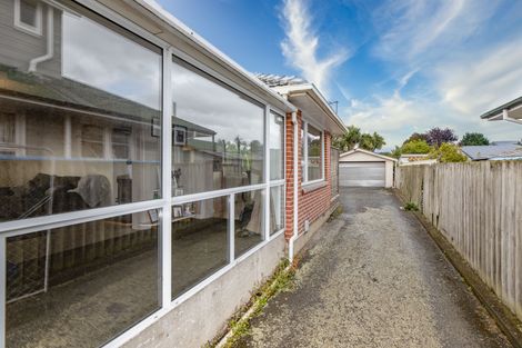 Photo of property in 155 Gayhurst Road, Dallington, Christchurch, 8061