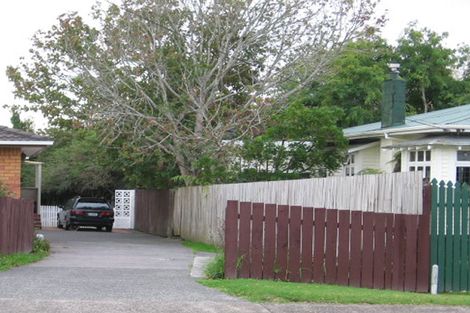 Photo of property in 1/304 Royal Road, Massey, Auckland, 0614