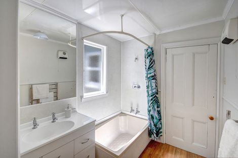 Photo of property in 58 Selwyn Street, North East Valley, Dunedin, 9010