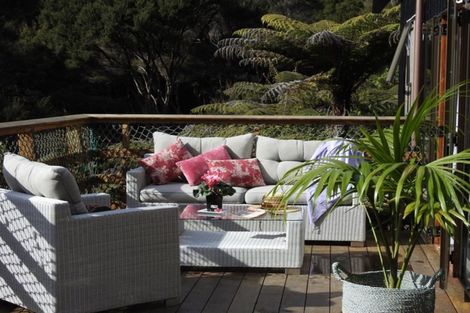 Photo of property in 16 Major Bridge Drive, Russell, 0272