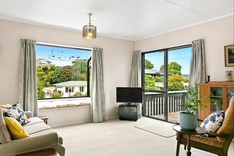 Photo of property in 2/6 Kowhai Road, Rainbow Point, Taupo, 3330