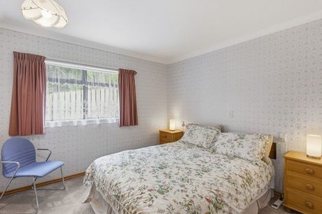 Photo of property in 51 Kotare Street, Waikanae, 5036