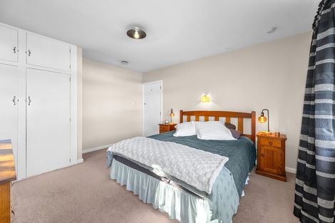 Photo of property in 19 Landsdowne Terrace, Cashmere, Christchurch, 8022