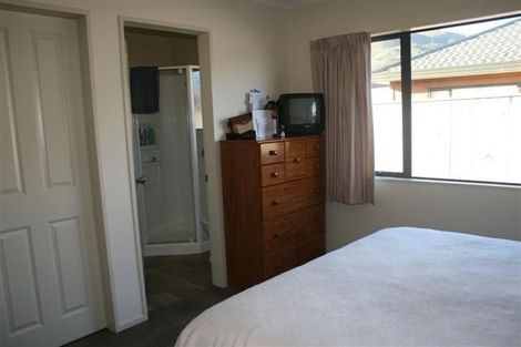 Photo of property in 103 Mandel Mews, Waiwhetu, Lower Hutt, 5010