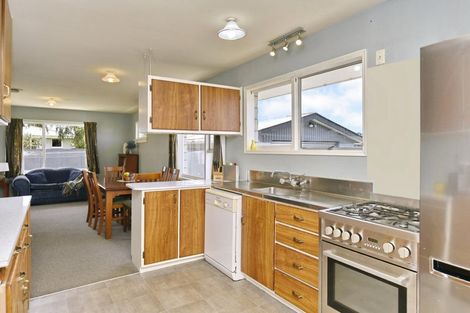 Photo of property in 6 Coates Place, Rangiora, 7400