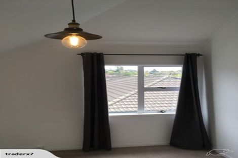 Photo of property in 2/47 Pah Road, Papatoetoe, Auckland, 2025