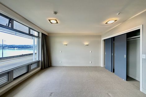 Photo of property in The Capital, 4/370 Oriental Parade, Oriental Bay, Wellington, 6011