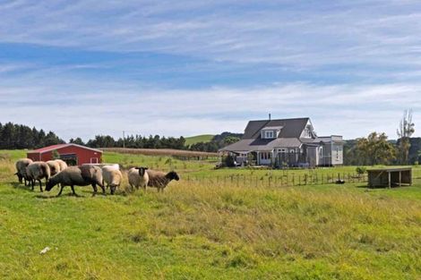 Photo of property in 10b Higham Road, South Head, 0874