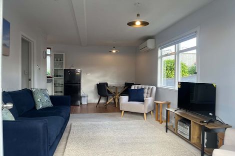 Photo of property in 1/315 Rangatira Road, Beach Haven, Auckland, 0626