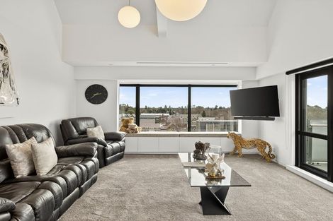 Photo of property in Gloucester Towers, 28/28 Gloucester Street, Christchurch Central, Christchurch, 8013