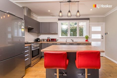 Photo of property in 15 Monowai Road, Ravensbourne, Dunedin, 9022