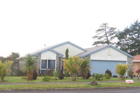 Photo of property in 43 Burswood Drive, Burswood, Auckland, 2013