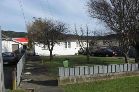 Photo of property in 11 Fitzherbert Road, Wainuiomata, Lower Hutt, 5014