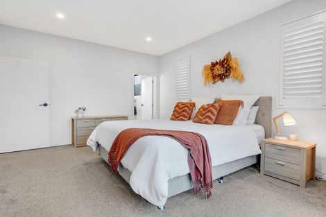 Photo of property in 3 Ropere Street, Kumeu, 0810