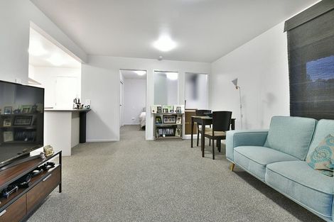 Photo of property in 114 Weatherly Road, Torbay, Auckland, 0630