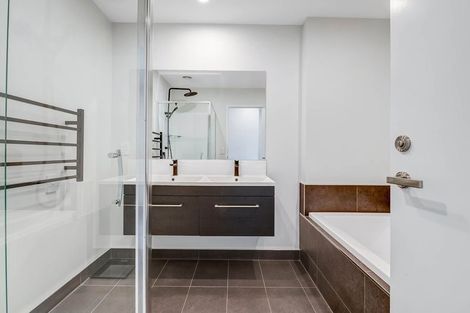 Photo of property in 4 Orca Drive, Stanmore Bay, Whangaparaoa, 0932