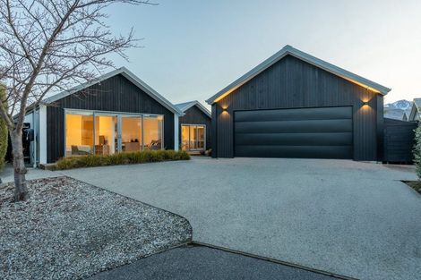 Photo of property in 3 Shipton Court, Lower Shotover, Queenstown, 9304