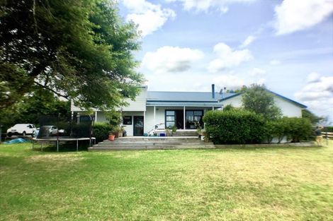 Photo of property in 263 Old North Road, Kumeu, 0892