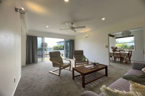 Photo of property in 19 Cherry Road, Bucklands Beach, Auckland, 2014