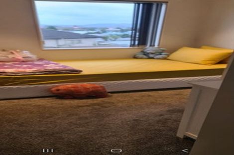 Photo of property in 75 Bordeaux Parade, Te Atatu South, Auckland, 0610