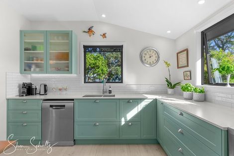 Photo of property in 6 The Strand, Whakapirau, Maungaturoto, 0583