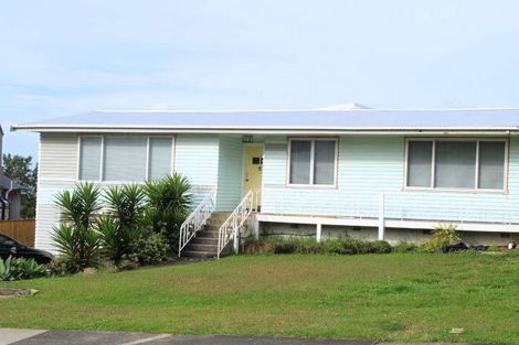 Photo of property in 34 Alexander Street, Cockle Bay, Auckland, 2014