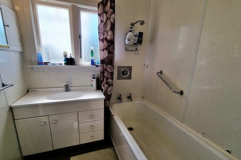 Photo of property in 100 Martin Street, Strathern, Invercargill, 9812