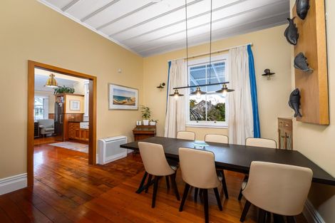 Photo of property in 5 Beresford Street, Russell, 0202