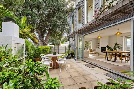 Photo of property in 17a Battery Road, Ahuriri, Napier, 4110