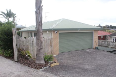 Photo of property in 2/15 Manuka Road, Bayview, Auckland, 0629