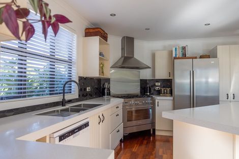 Photo of property in 20 Frye Crescent, Albert Town, Wanaka, 9305