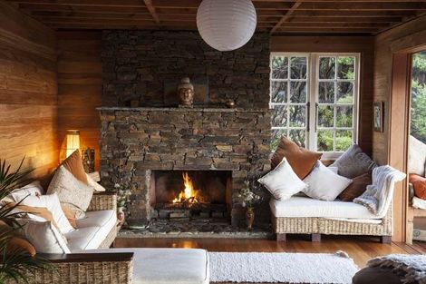 Photo of property in 122 Lone Kauri Road, Karekare, New Lynn, 0772