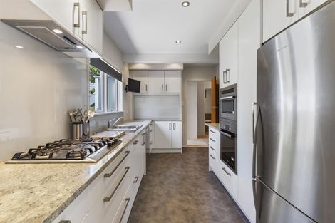 Photo of property in 14 Weldene Avenue, Glenfield, Auckland, 0629