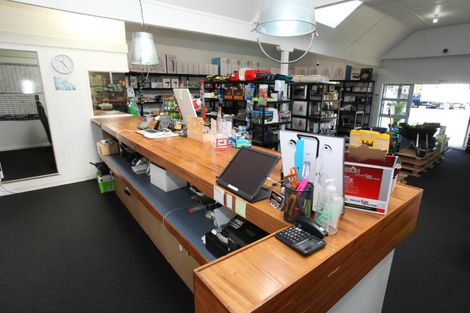 Photo of property in 1 Wallis Lane, Orewa, 0931