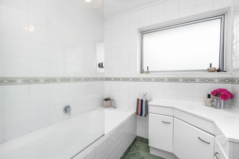 Photo of property in 44 Silva Crescent, Riverlea, Hamilton, 3216