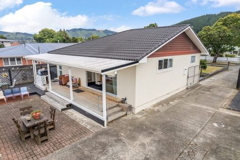 Photo of property in 3 Hall Grove, Ebdentown, Upper Hutt, 5018