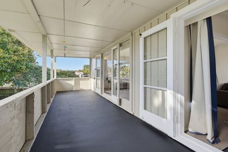 Photo of property in 6 Lee Road, Hannahs Bay, Rotorua, 3010