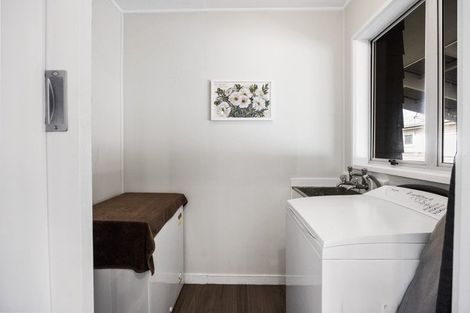 Photo of property in 39 Fairfield Road, Hawera, 4610