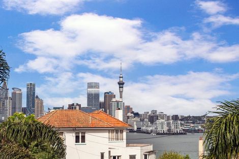 Photo of property in 81a Stanley Point Road, Stanley Point, Auckland, 0624